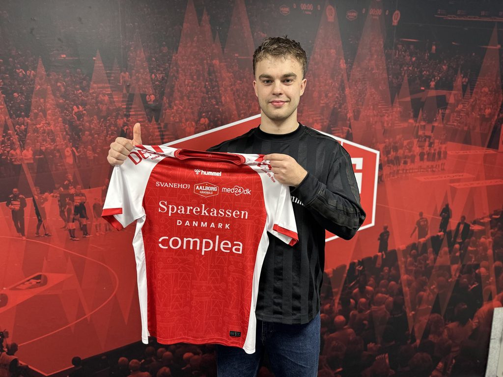 Mads Svane m troje