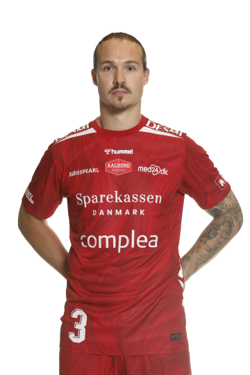 3 Lukas Nilsson half